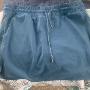 Jones  & Co. Xlarge Blue Skort.